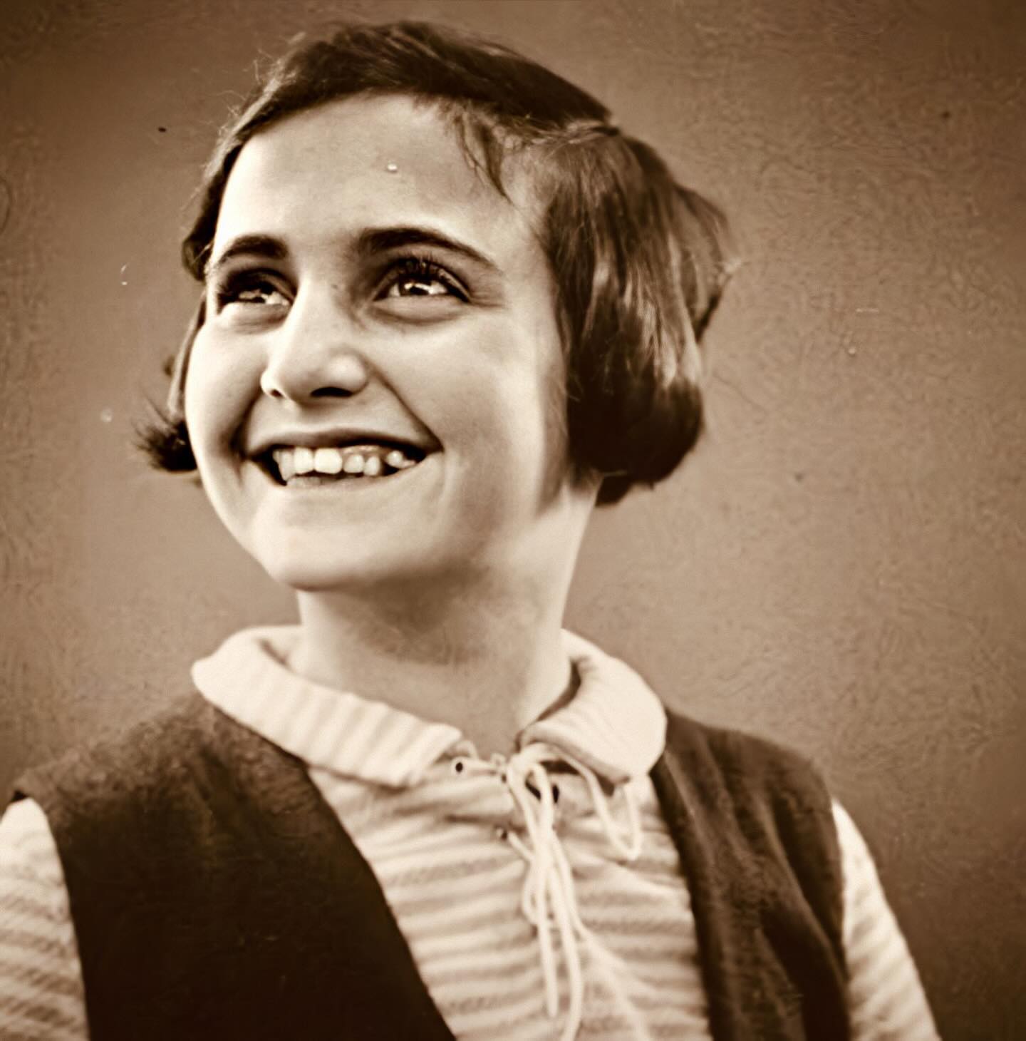 Read more about the article Margot in a letter to her grandmother, December 1940.